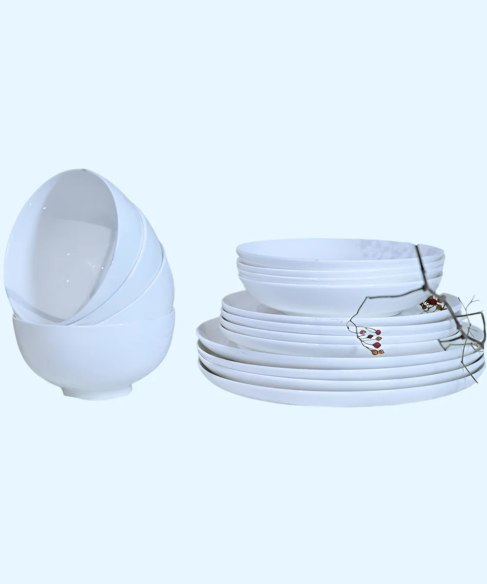Lily Bone China Dinnerware Set, 16 Pieces